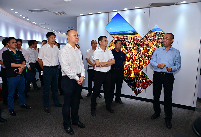 Party Secretary of Longgang District Committee, Zhang Yong, Leads a Delegate Visit to KTC